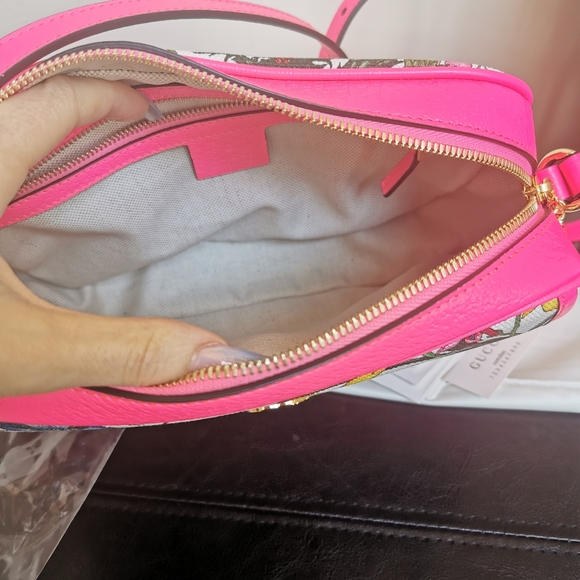 Gucci Flora Crossbody - Picture 7 of 8